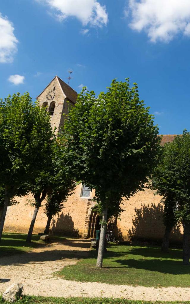 Asnieres_sur_Vegre_Eglise_Saint_Hilaire.jpg